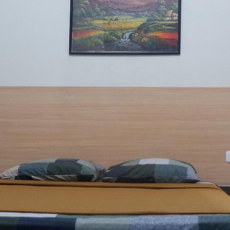 Hotel Taman Indah Madiun Eksteriør billede