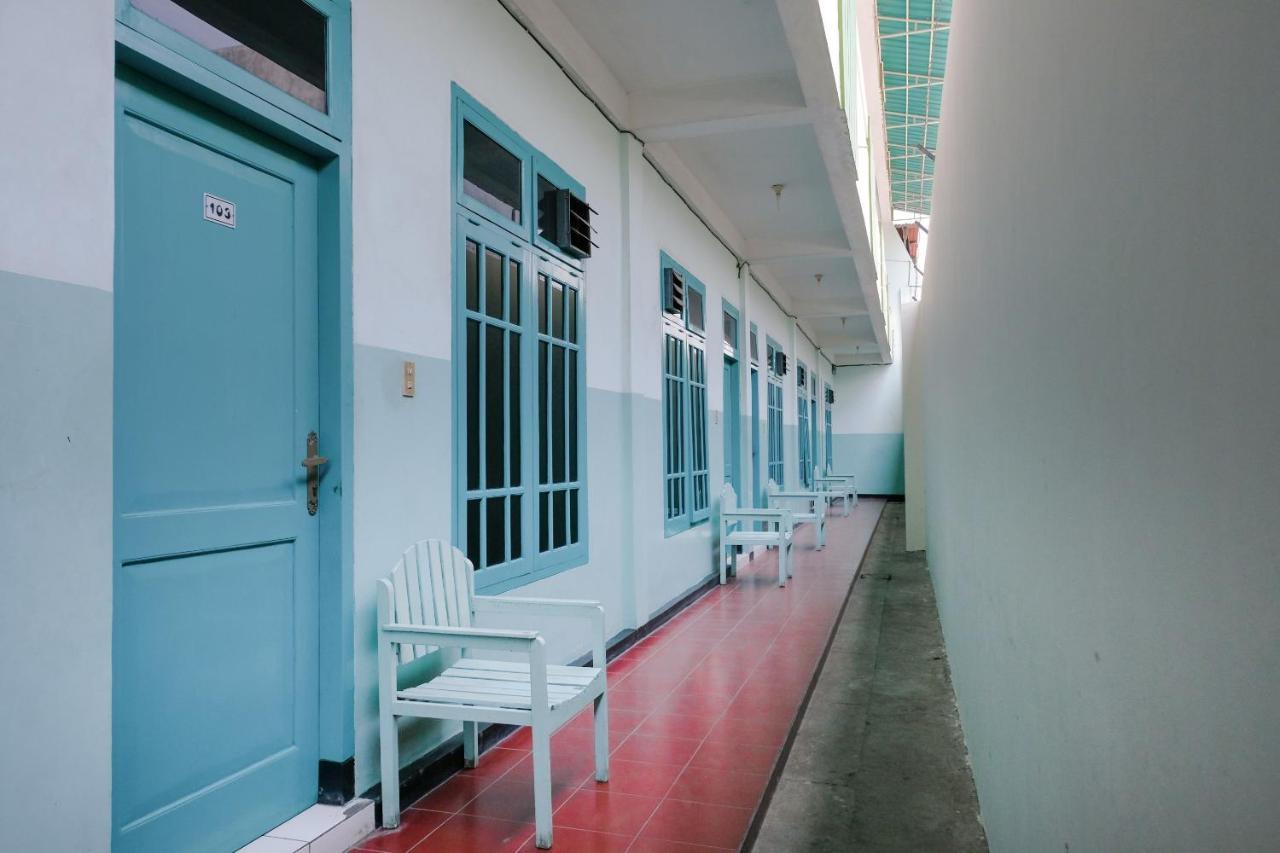 Hotel Taman Indah Madiun Eksteriør billede