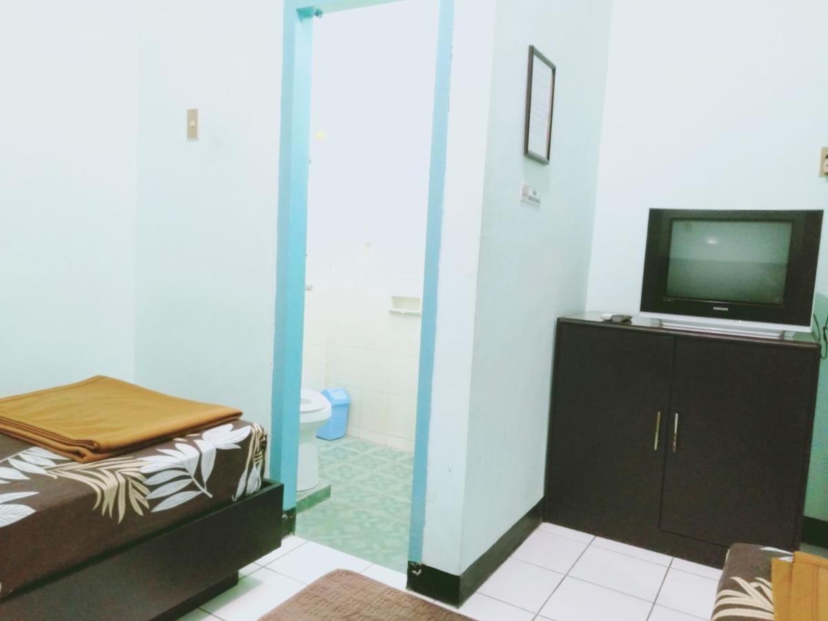 Hotel Taman Indah Madiun Eksteriør billede