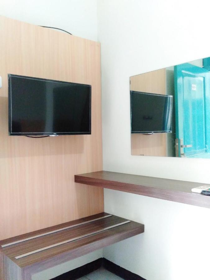 Hotel Taman Indah Madiun Eksteriør billede