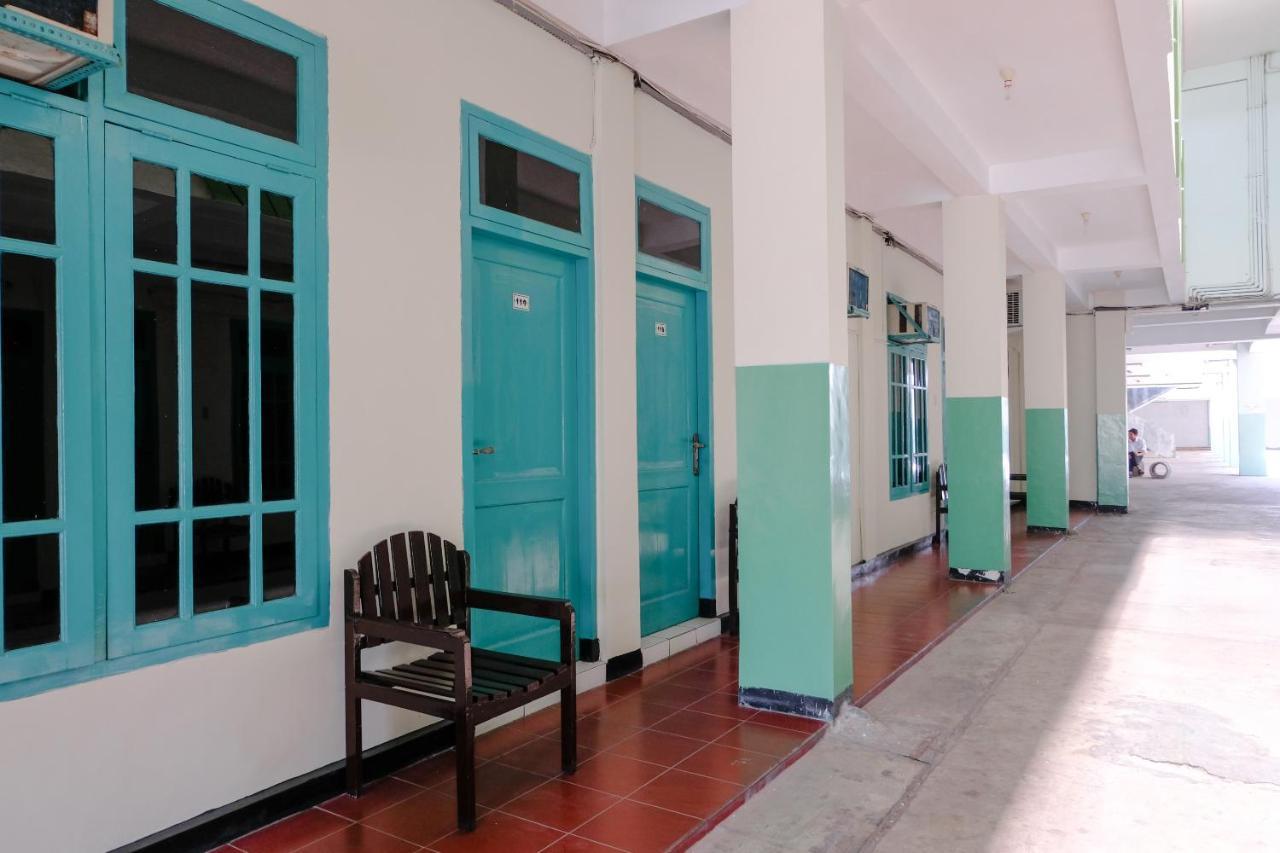 Hotel Taman Indah Madiun Eksteriør billede