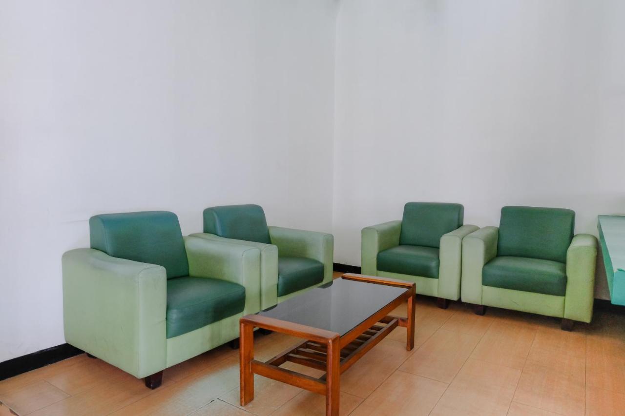 Hotel Taman Indah Madiun Eksteriør billede